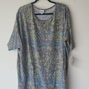 Lularoe Irma high-low top